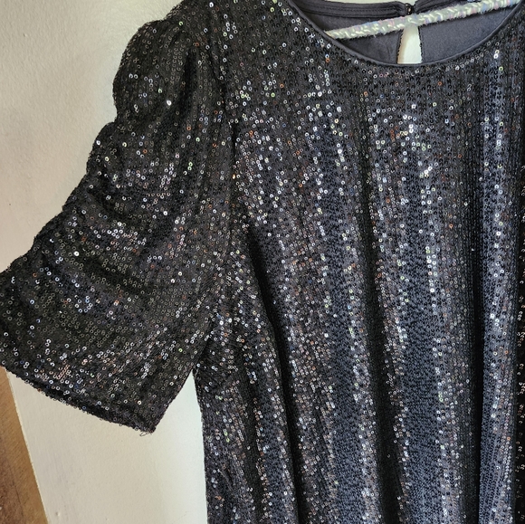 Torrid Sequin Blouse - Picture 2 of 4